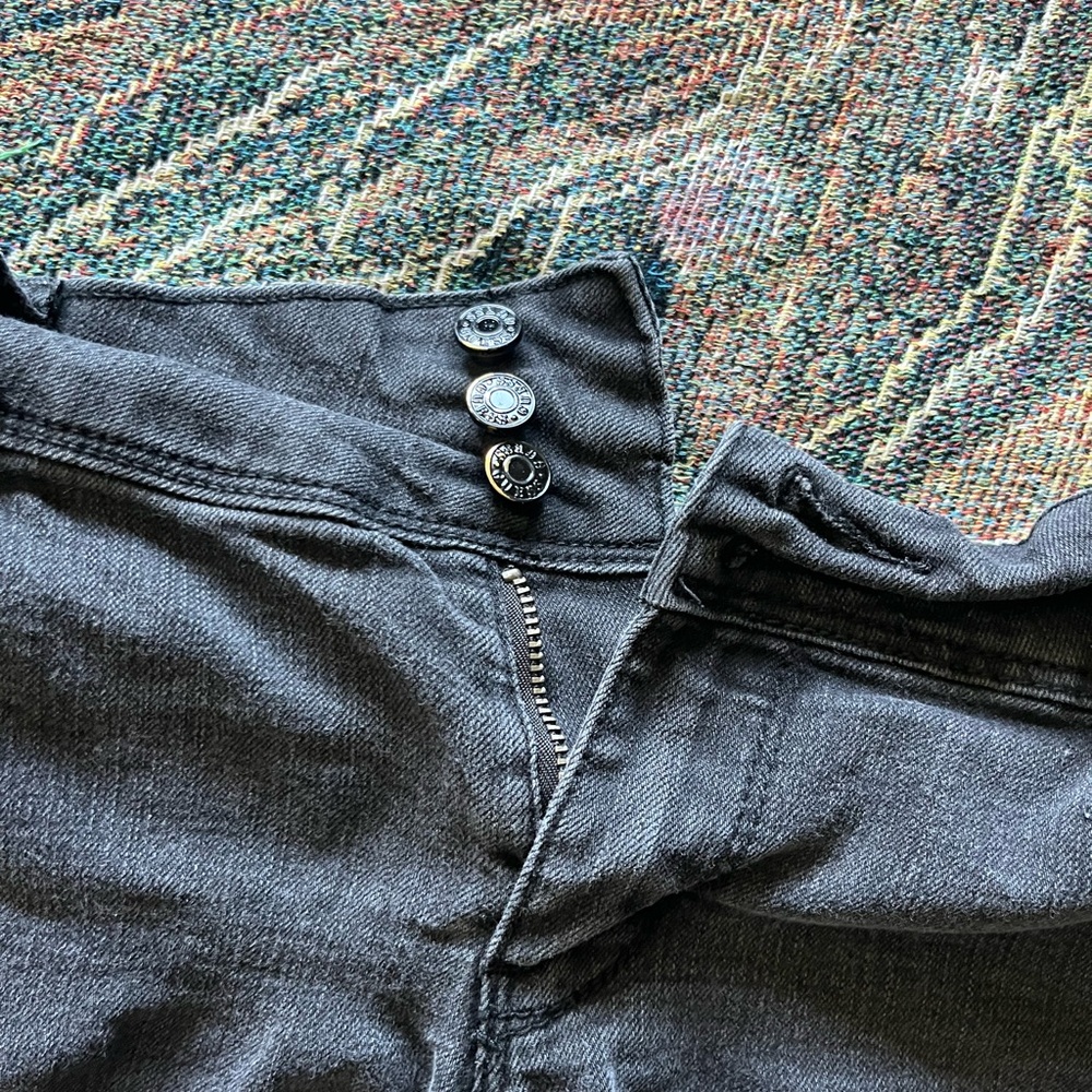 Vintage 90s Guess Jean Shorts Womens 32 High Rise Mom Core USA Button Fly Y2K - Picture 16 of 16